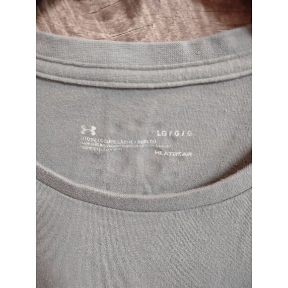 Under Armour Large Men's Army Green Short Sleeve Shirt American Flag Heatgear - Picture 2 of 3